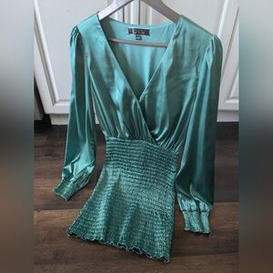 Gorgeous satin green dress by Blue Blush new wo tags small smocked bottom